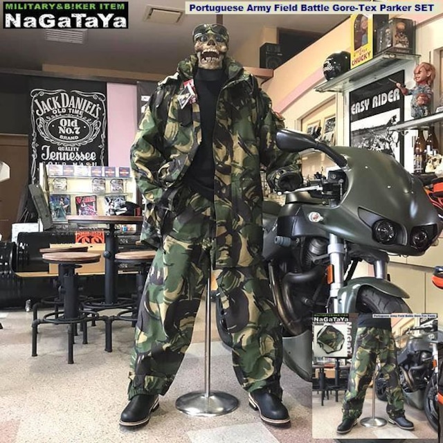 ポルトガル軍用 新品 ゴアテックスパーカー上下セット XLサイズですぞ。