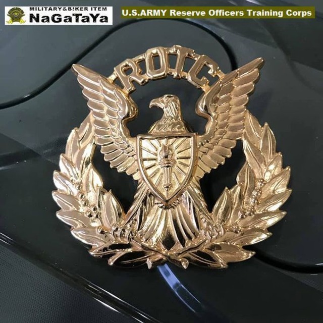 アメリカ軍放出品 軍用ベレー帽バッジ(軍章・部隊章)US.ARMY.ROTC ゴールド