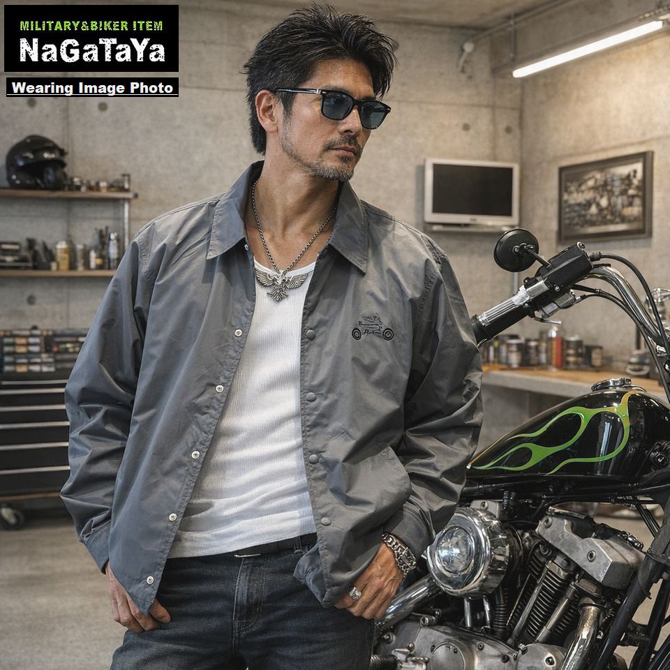 シンプルでありながらもクールなバックロゴデザインは大人のバイカーの雰囲気!!