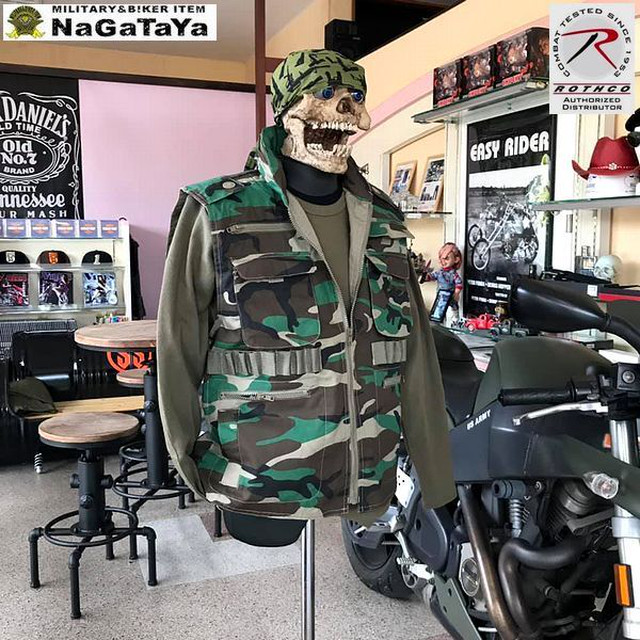 ROTHCO社の機能性を追求したレンジャーベストですぞ。