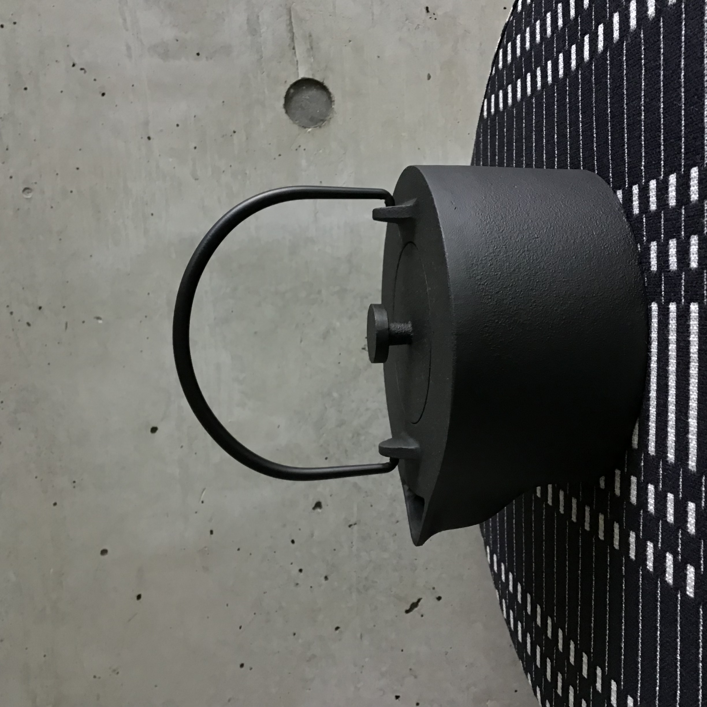 iwatemo  鉄器ケトル