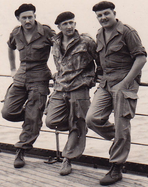 ワークカーゴパンツの歴史と魅力