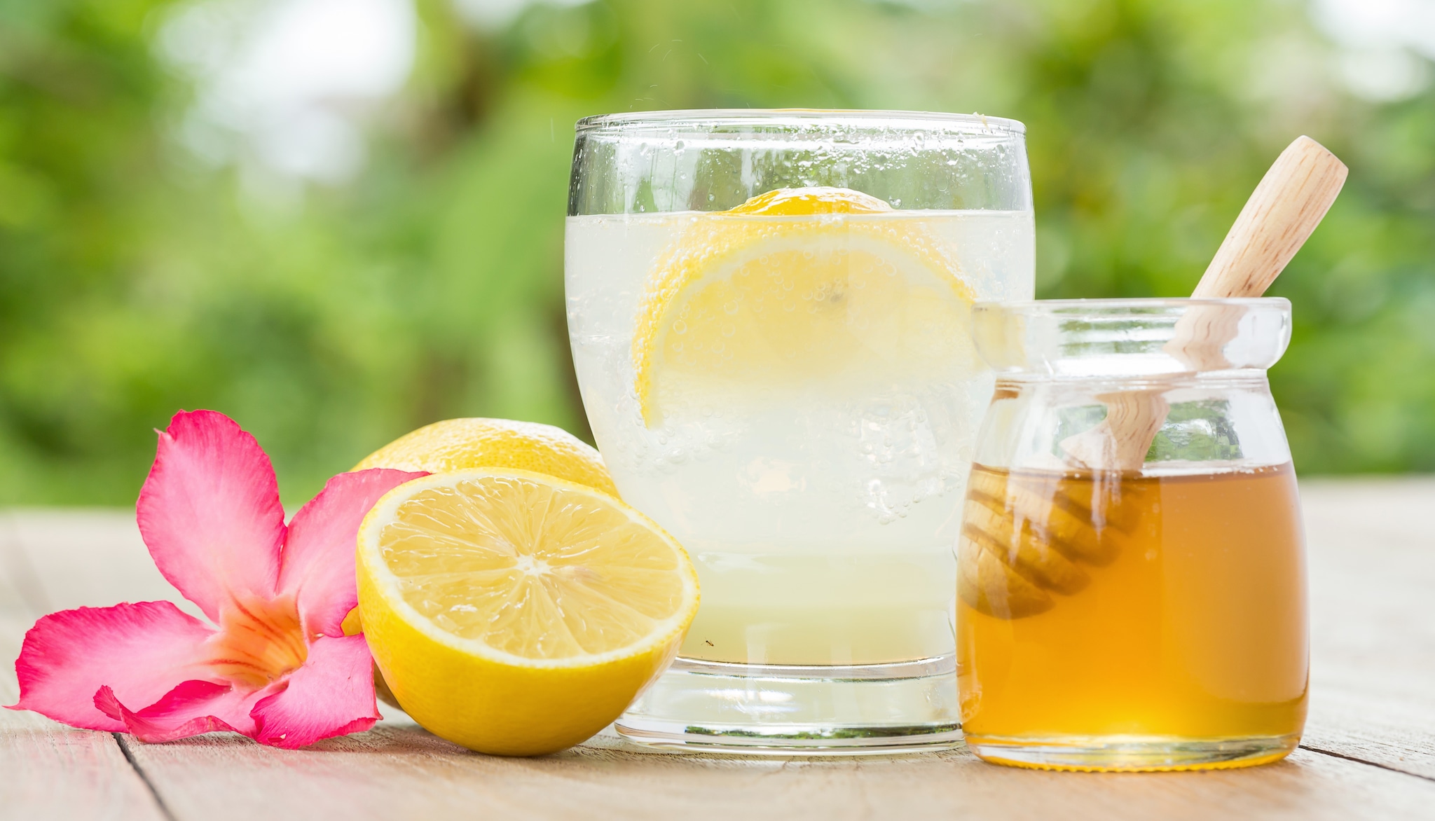 乳児にはちみつを食べさせてはいけない理由