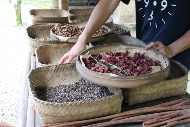コーヒーはフルーツ!酸味と香りは果実由来-製法で味が変わる-