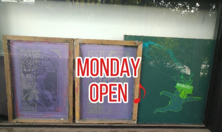 月曜日通常営業中です♪