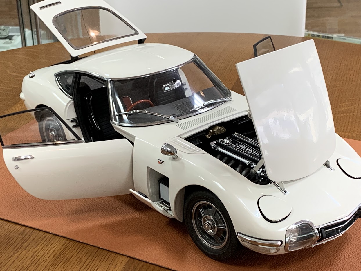 デアゴスティーニ　1/10 TOYOTA 2000GT