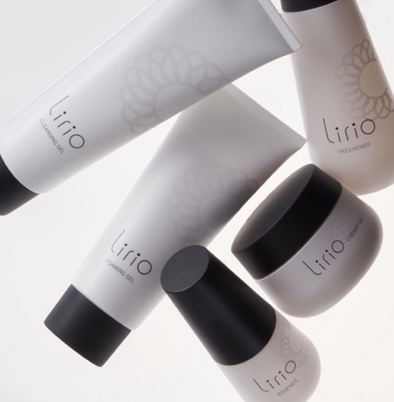 1996年　LIRIOskincareの誕生