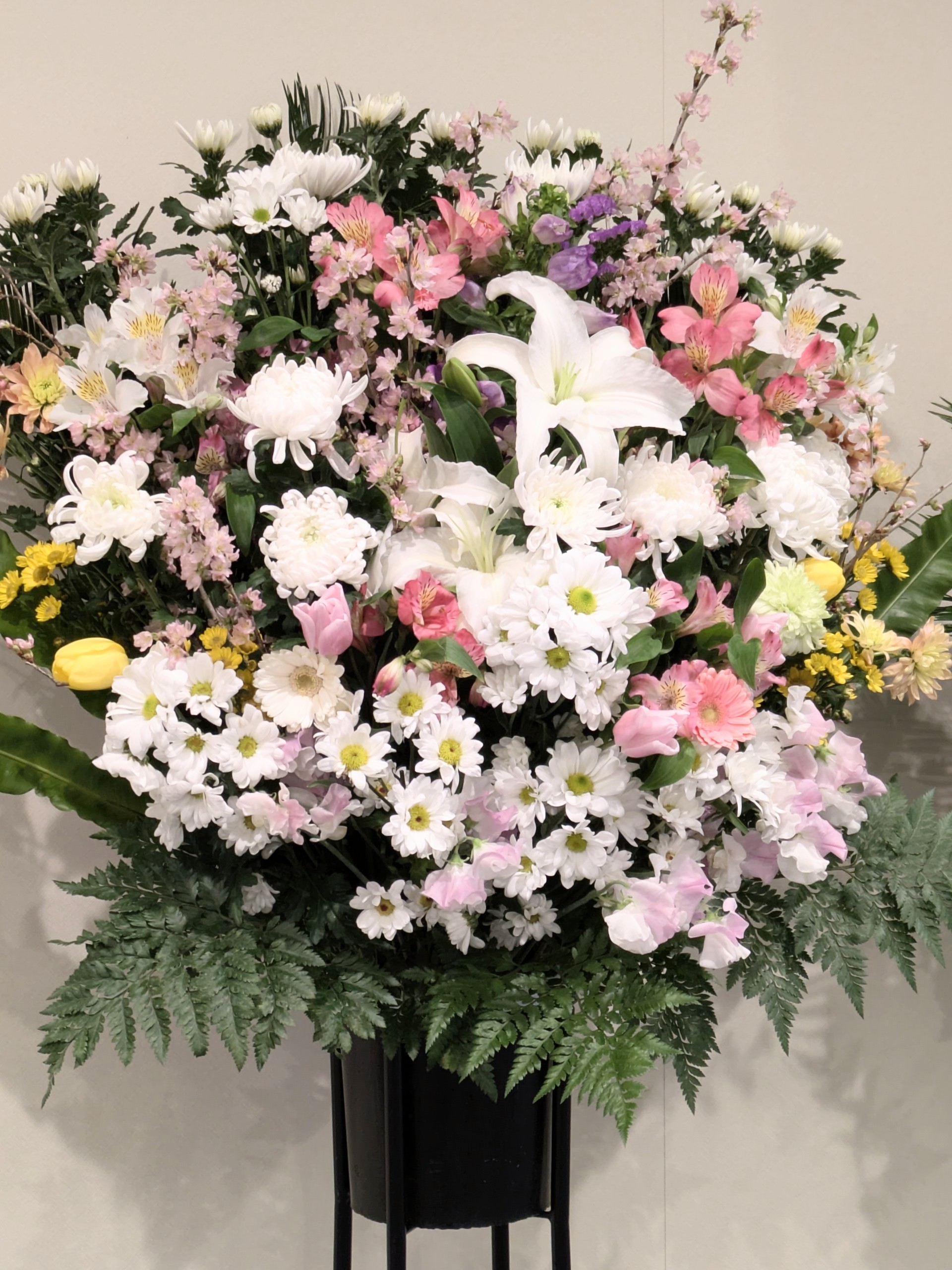 お通夜のスタンド花