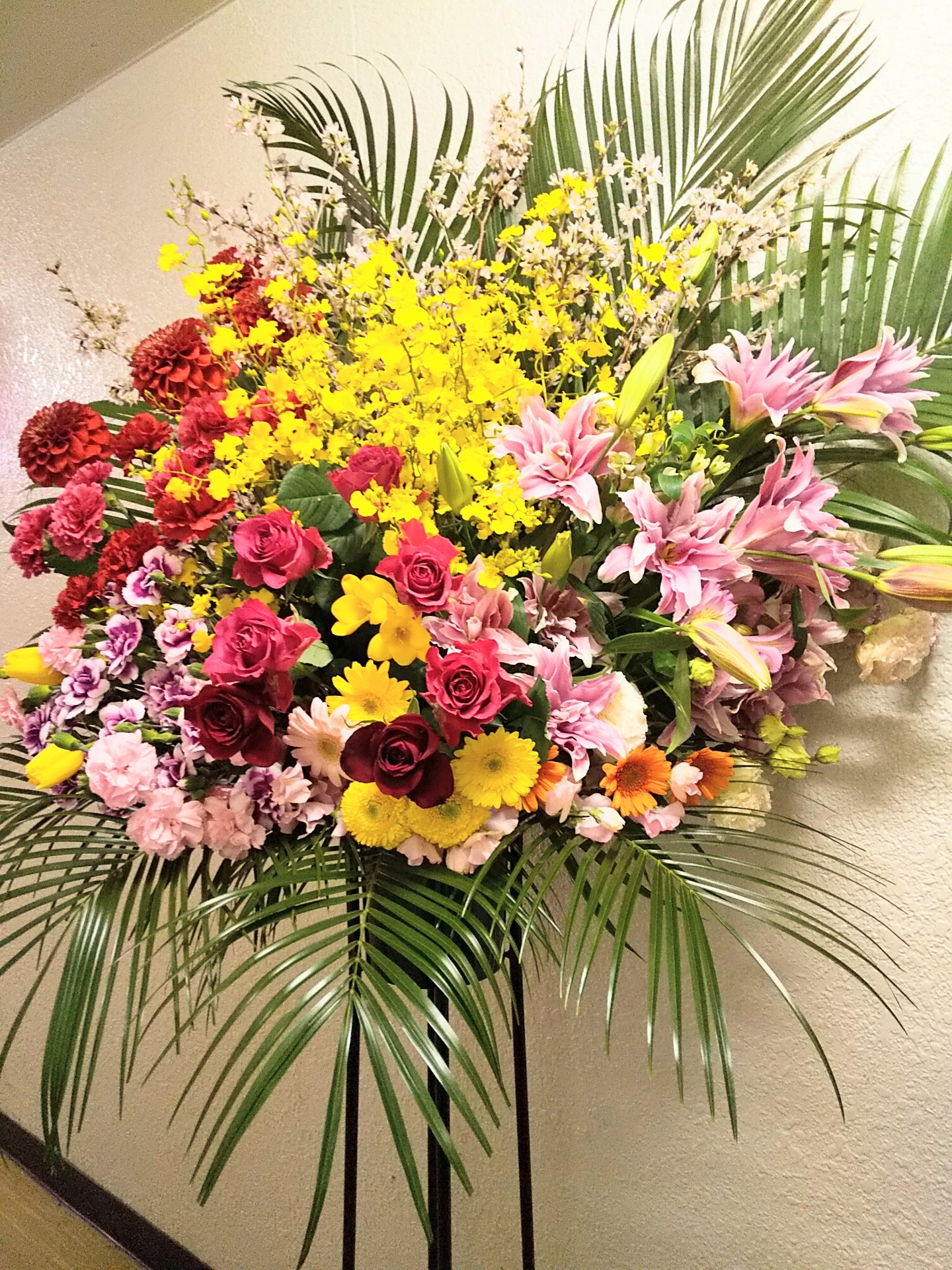 お誕生日のスタンド花