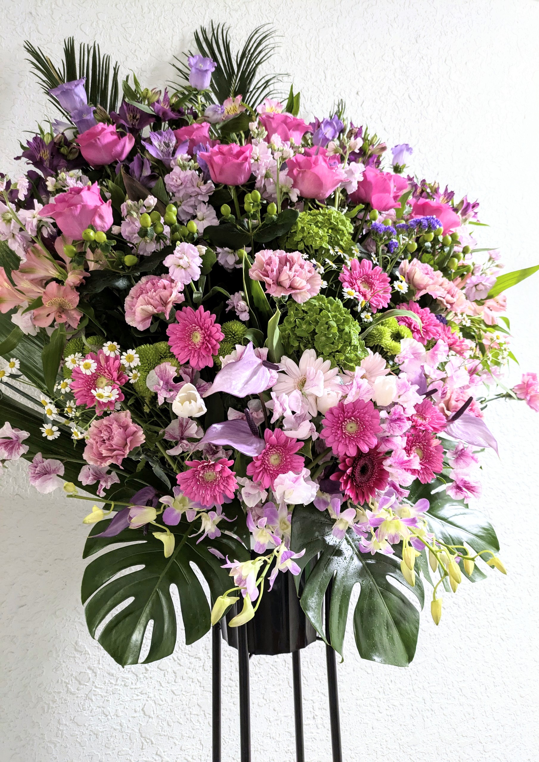 お誕生日のスタンド花