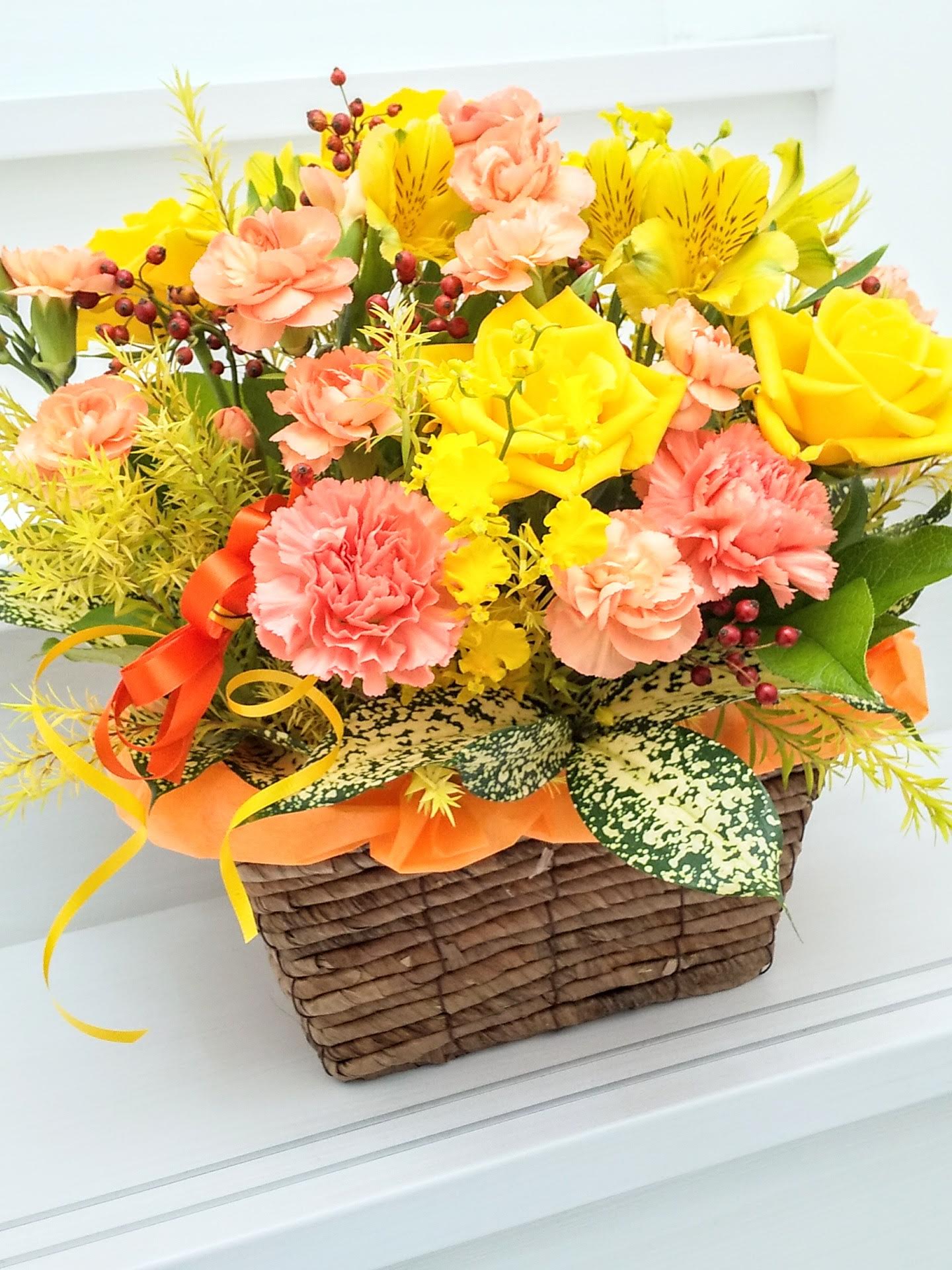退院お祝いのアレンジ配達いたしました。　【札幌市北区太平のお花屋さん　花だより】