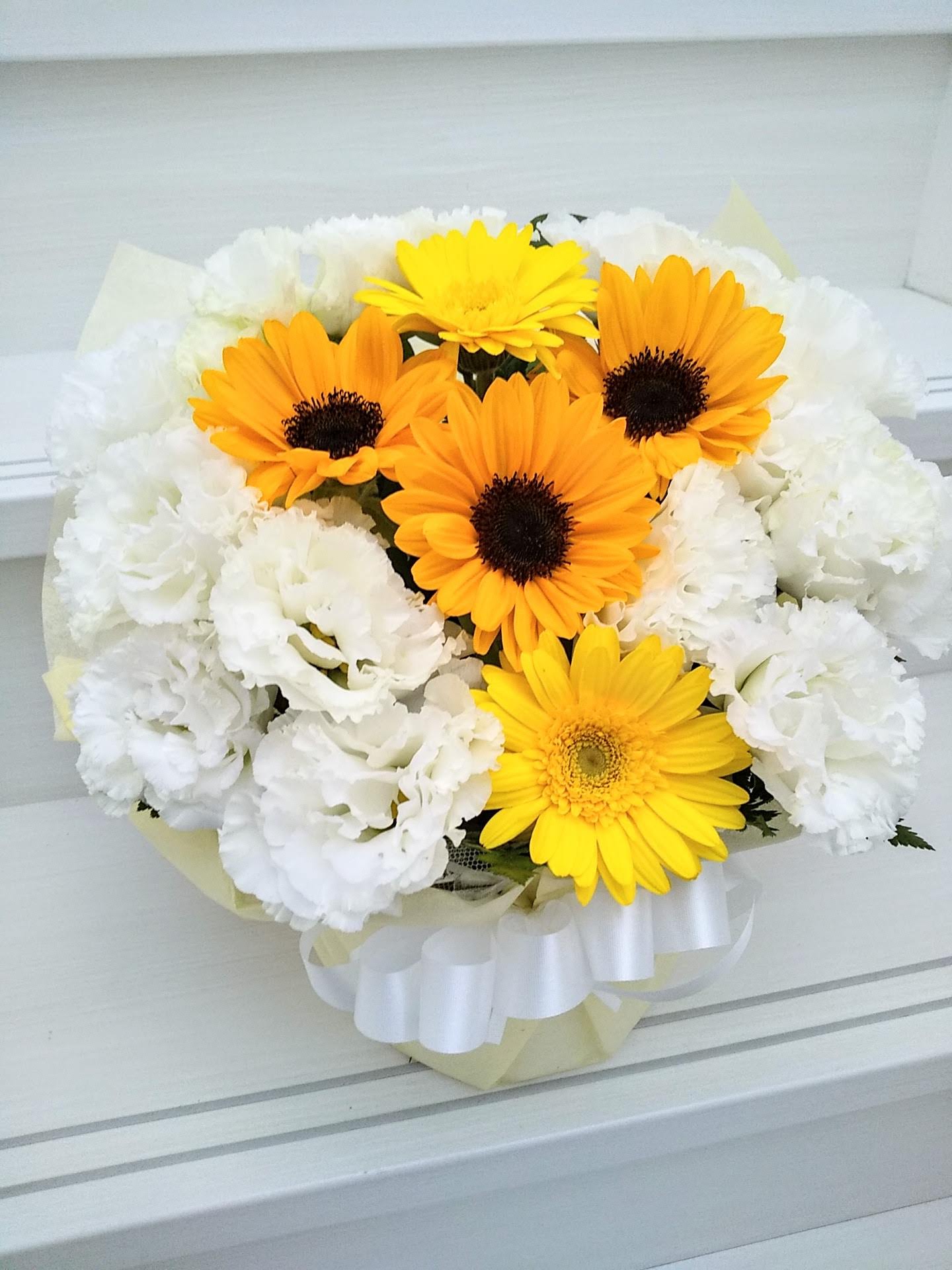 お盆のお花お届けいたしました。【札幌市北区太平のお花屋さん　花だより】