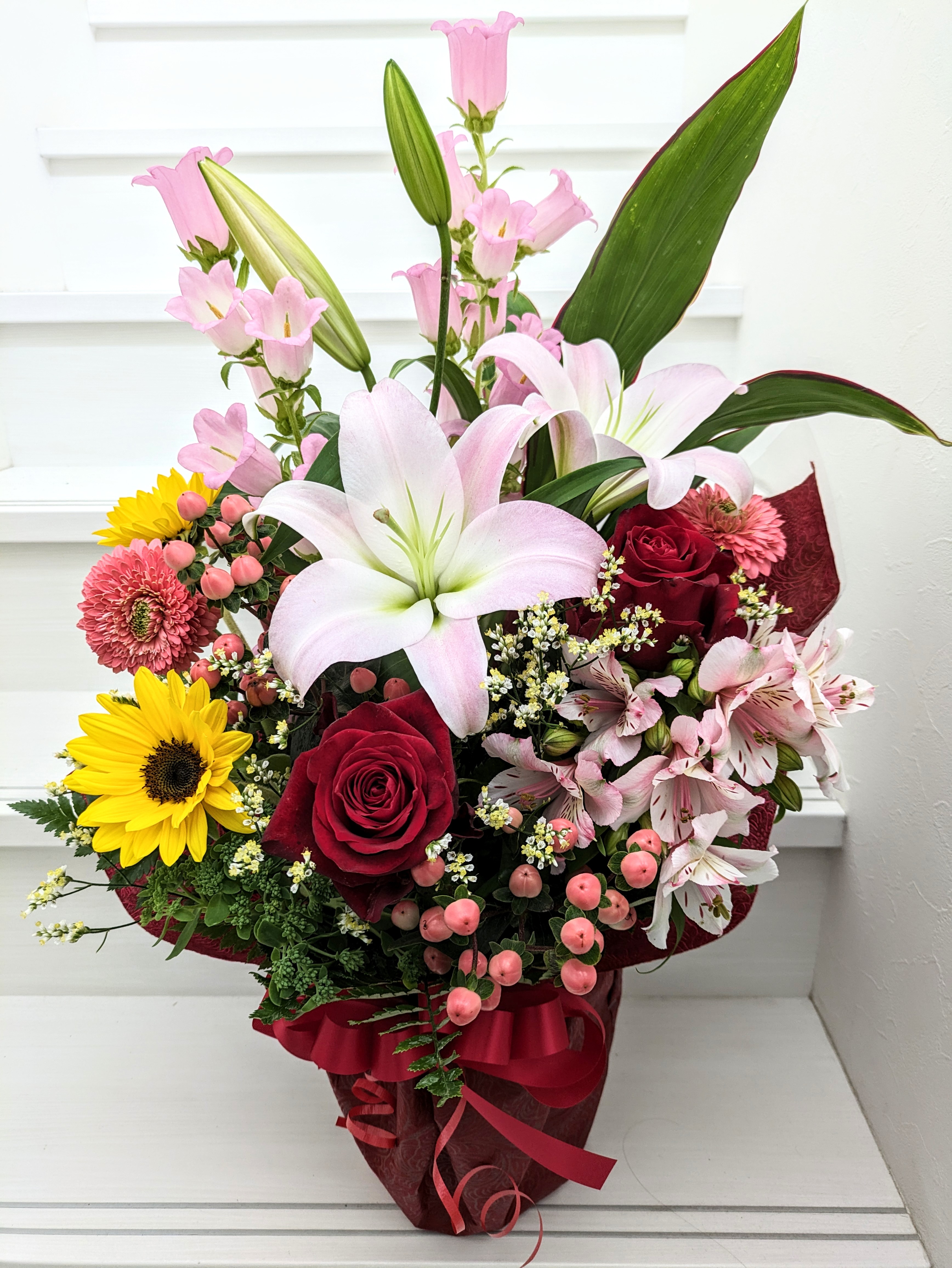 3周年お祝いのお花　【札幌市北区太平のお花屋さん　花だより】