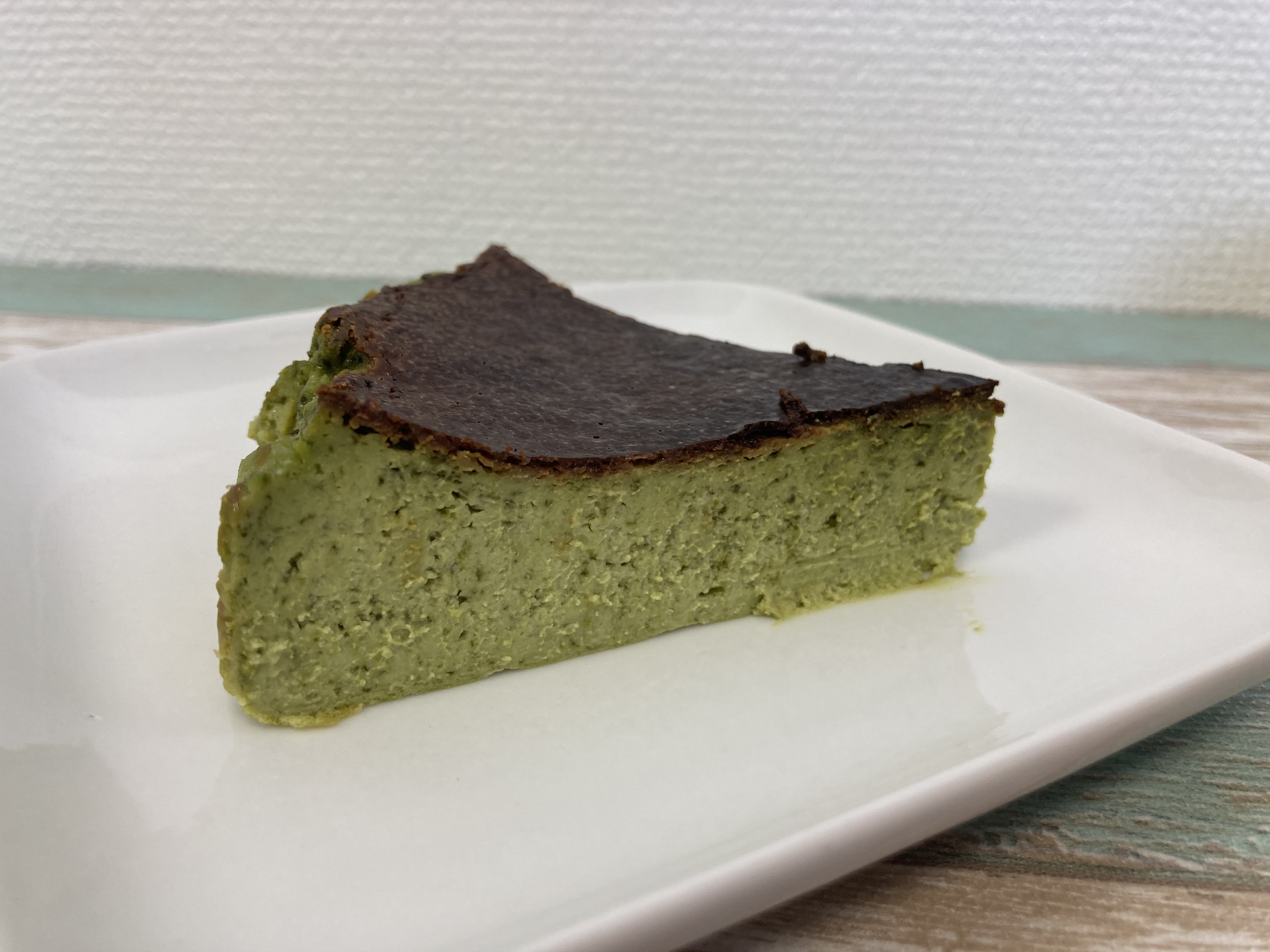 緊急新発売！抹茶バスクチーズケーキ