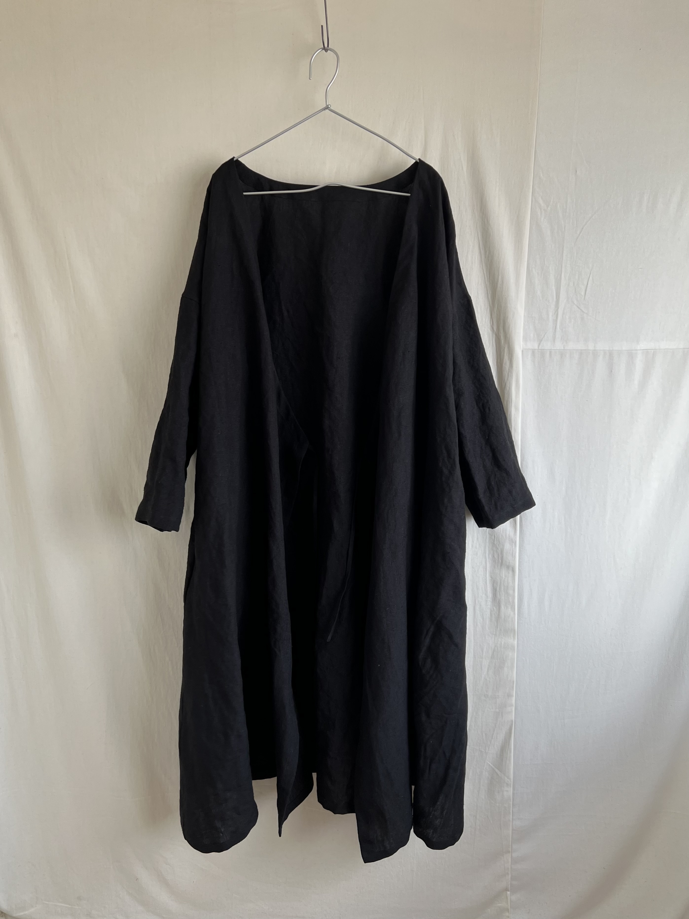 まっくろのリネン