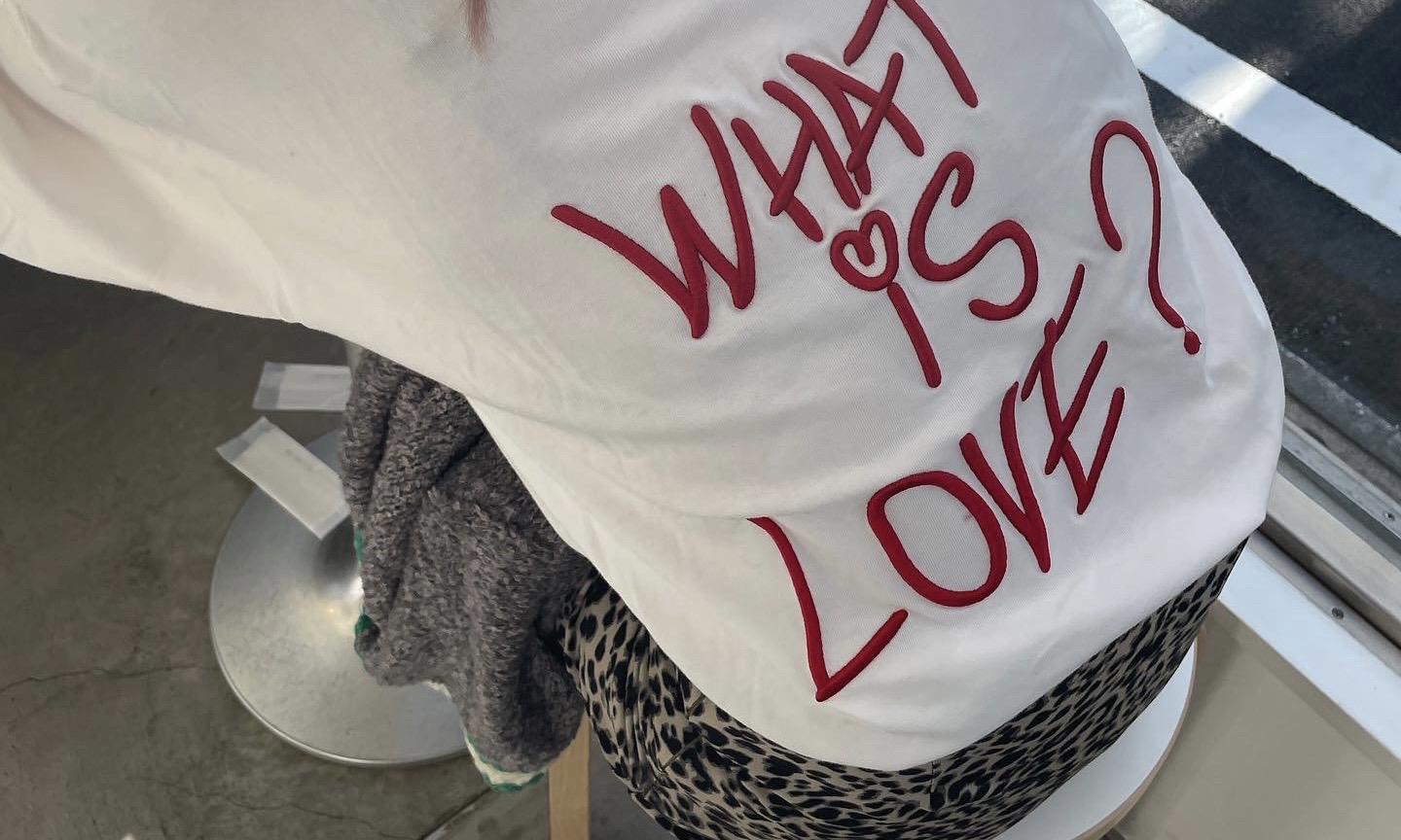 ♡「what is love Tee」再入荷