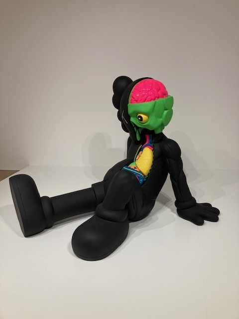 バンクシーとか、KAWSとか、ジェフ・クーンズとはストリートポップアートな日々
