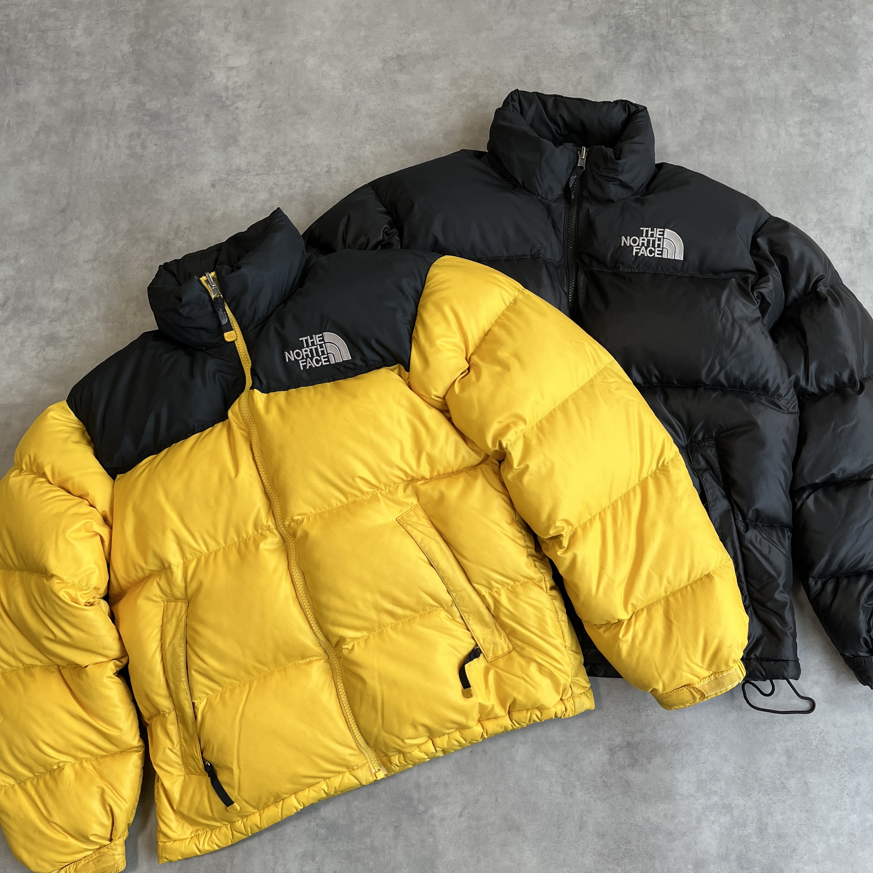 ノースフェイスヌプシ販売中です!