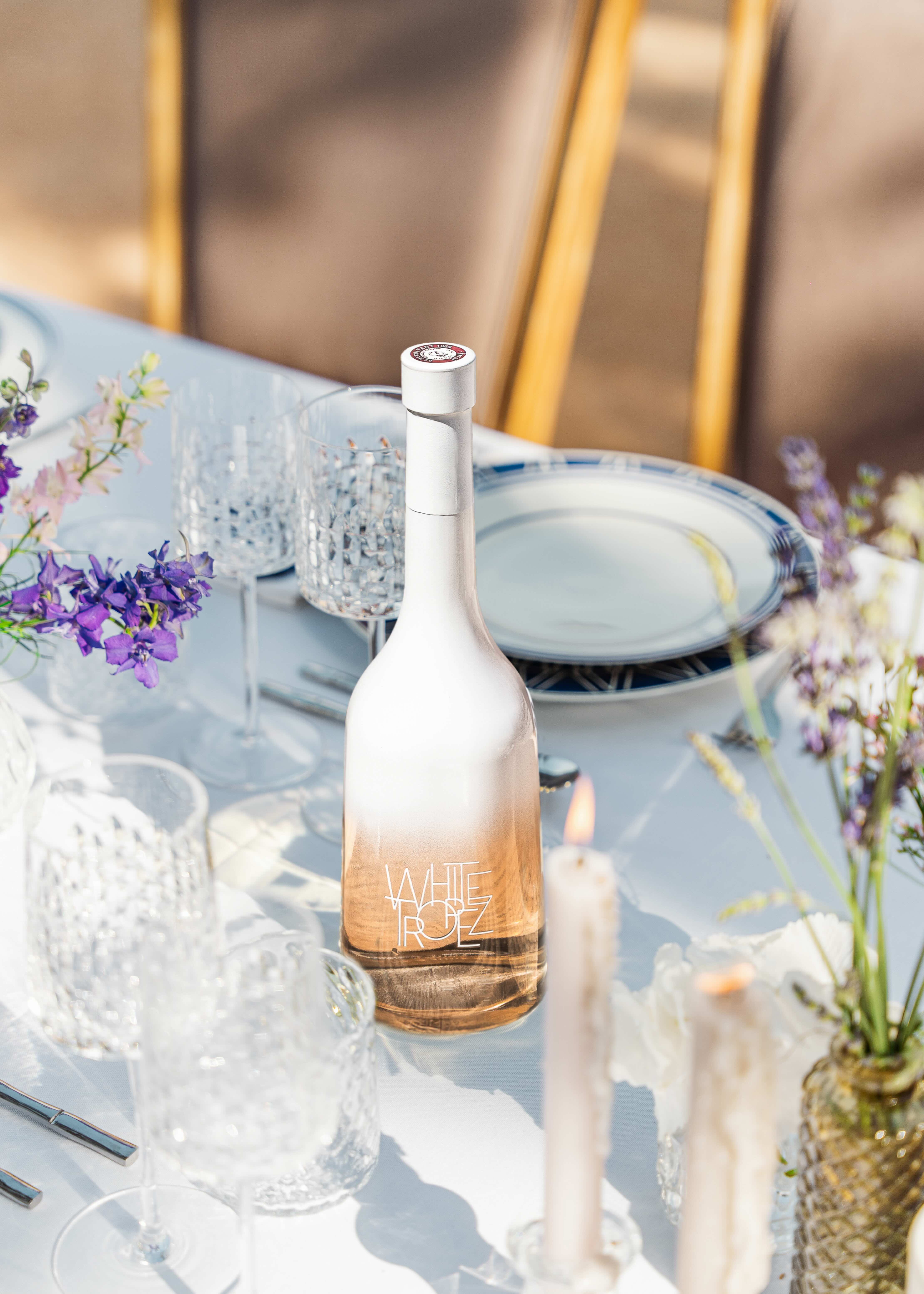 静けさをまとう白 ── White Tropez