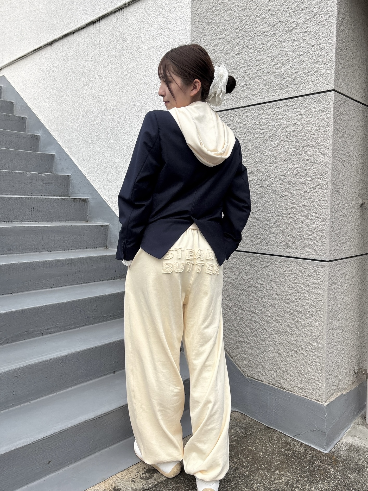 10/31 Fri. 19:00 BUTTER PATCH SWEAT PT