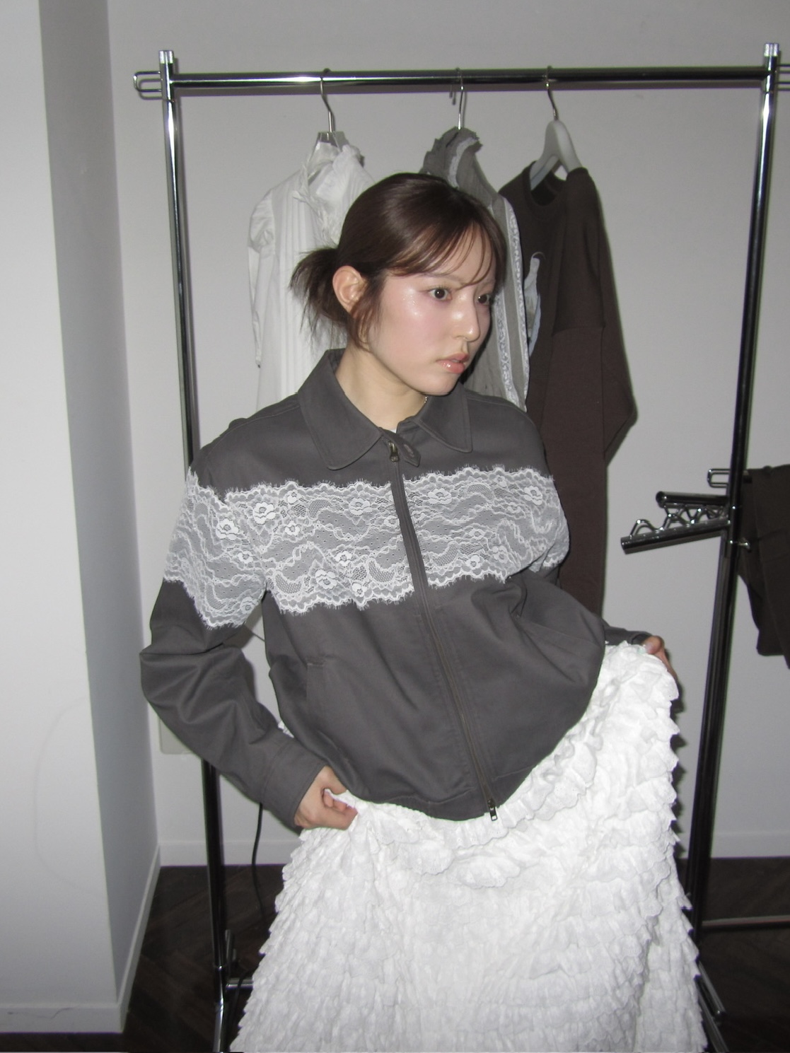 8/18 Tue. 19:00 WIDE LACE BLOUSON