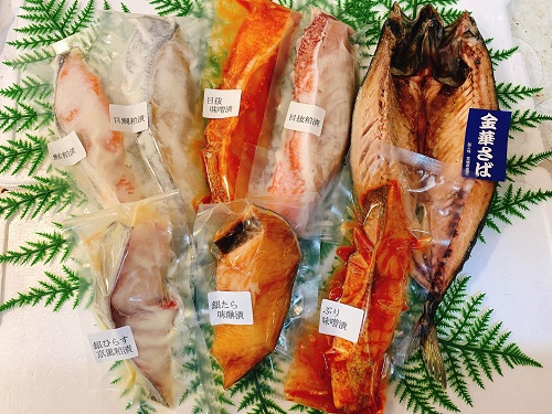 自慢の厳選魚介ギフトセット【風】金華さば他８種入り 送料無料(東北,関東,信越)