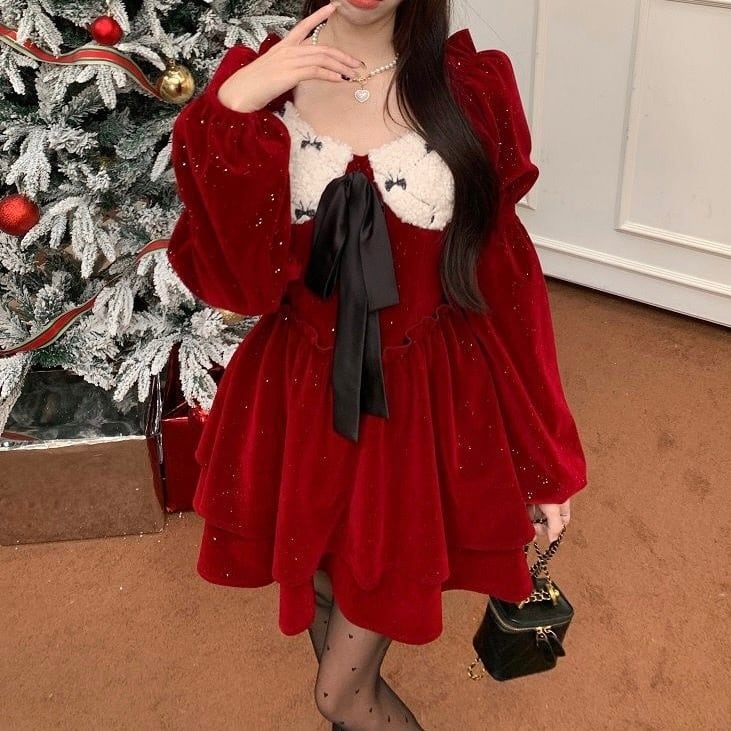 2025年冬のパーティーにぴったり!最新ホリデードレス特集🎄✨