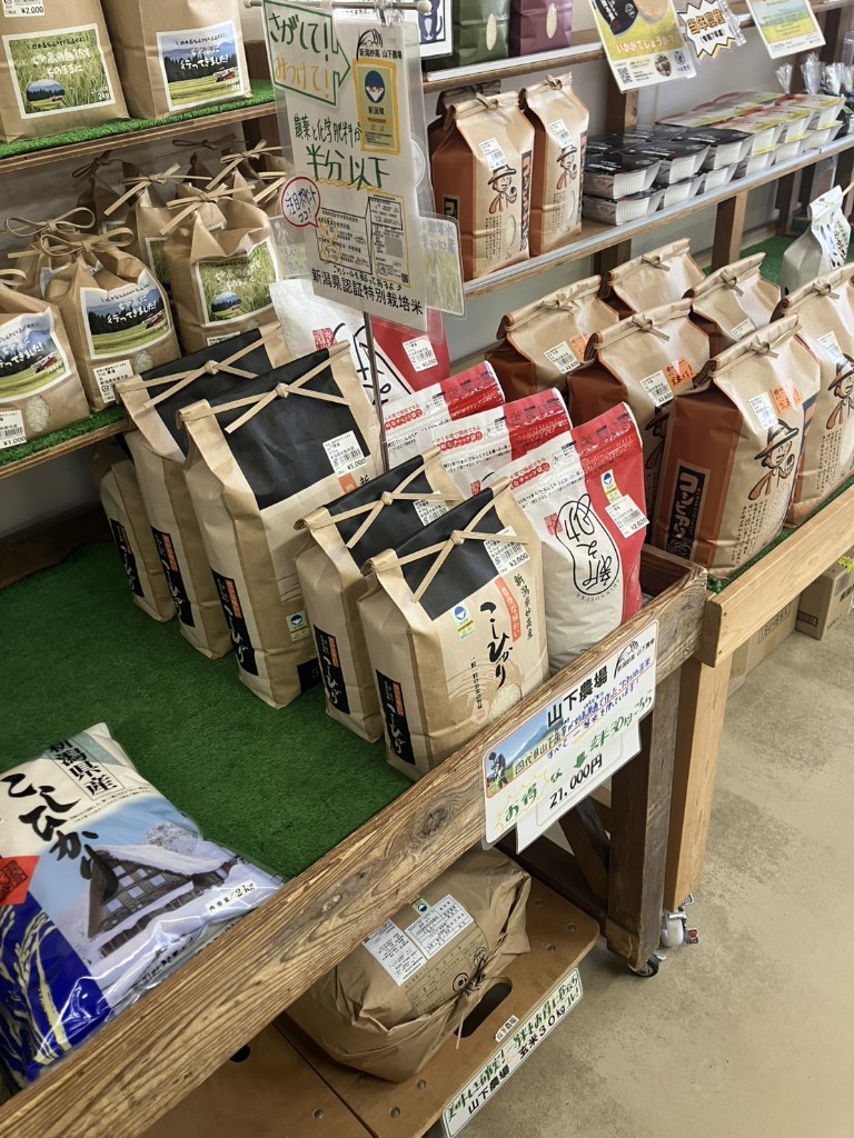 妙高山麓直売センターとまとで店頭販売