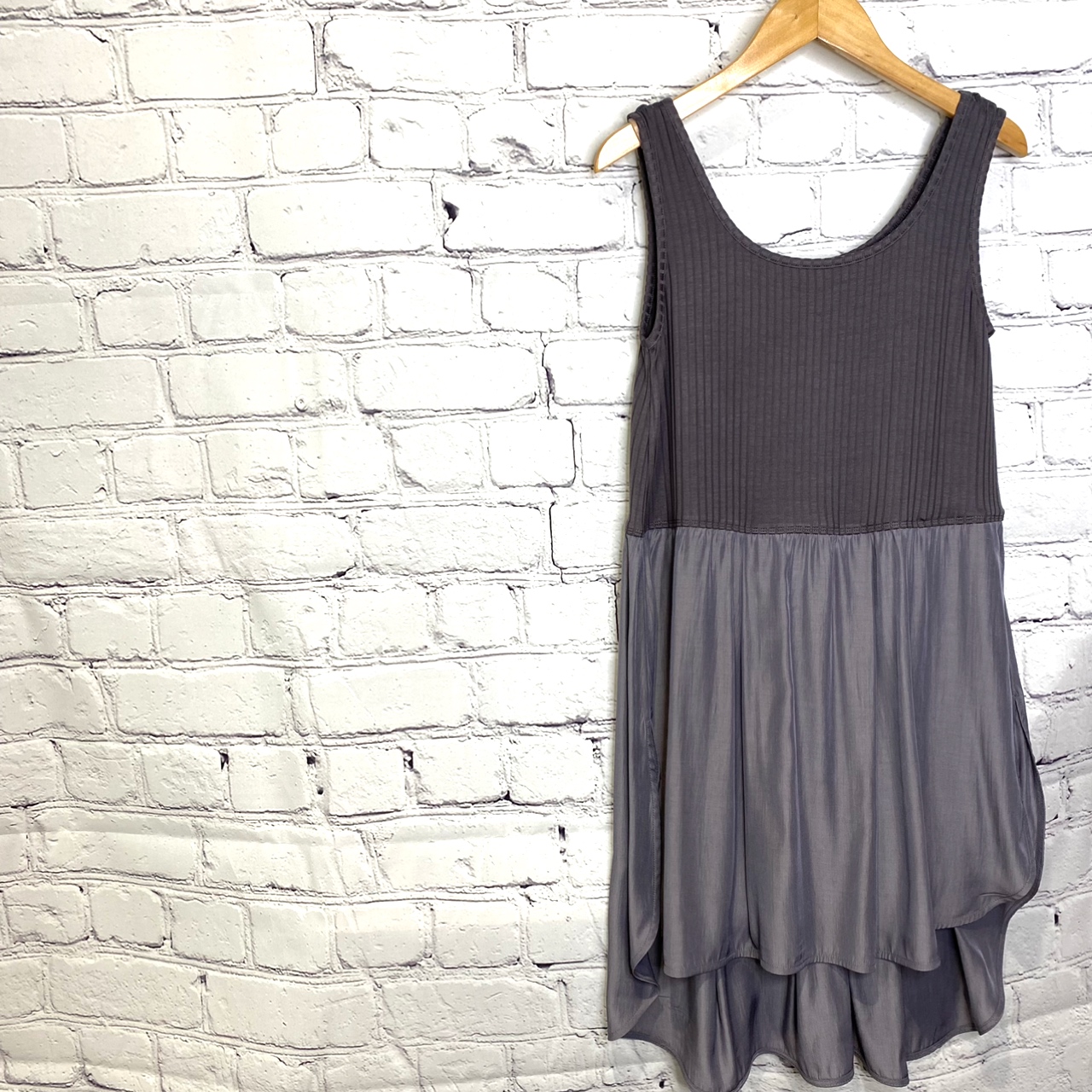 SALE! 人気のayane レイヤードタンクトップセールなりました🖤