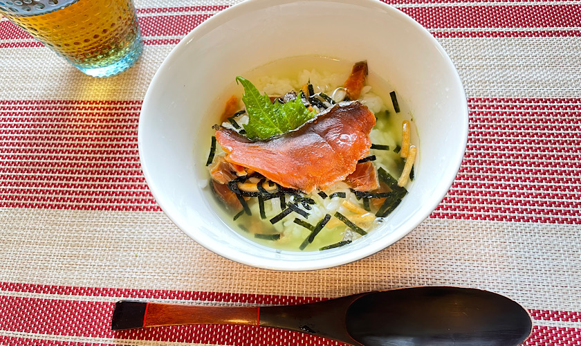 【アレンジレシピ】簡単！おいしい鮭茶漬け｜珍味の山珍