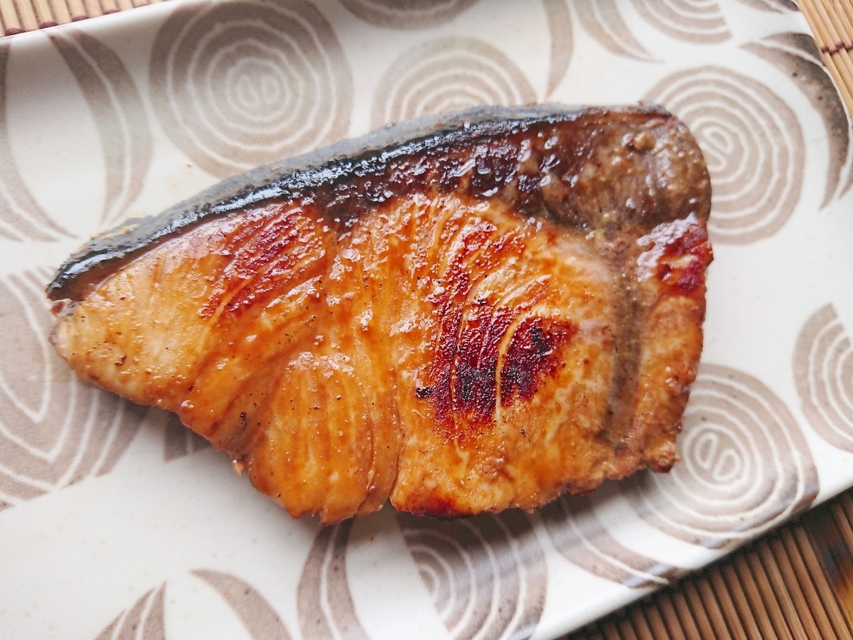 鰤（ブリ）の甘塩糀焼き　〜ちょうどよい塩加減でふっくらおいしい♫〜