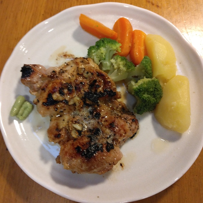 甘塩糀で漬けた鶏モモ肉　ワサビで食べるチキンソテー！