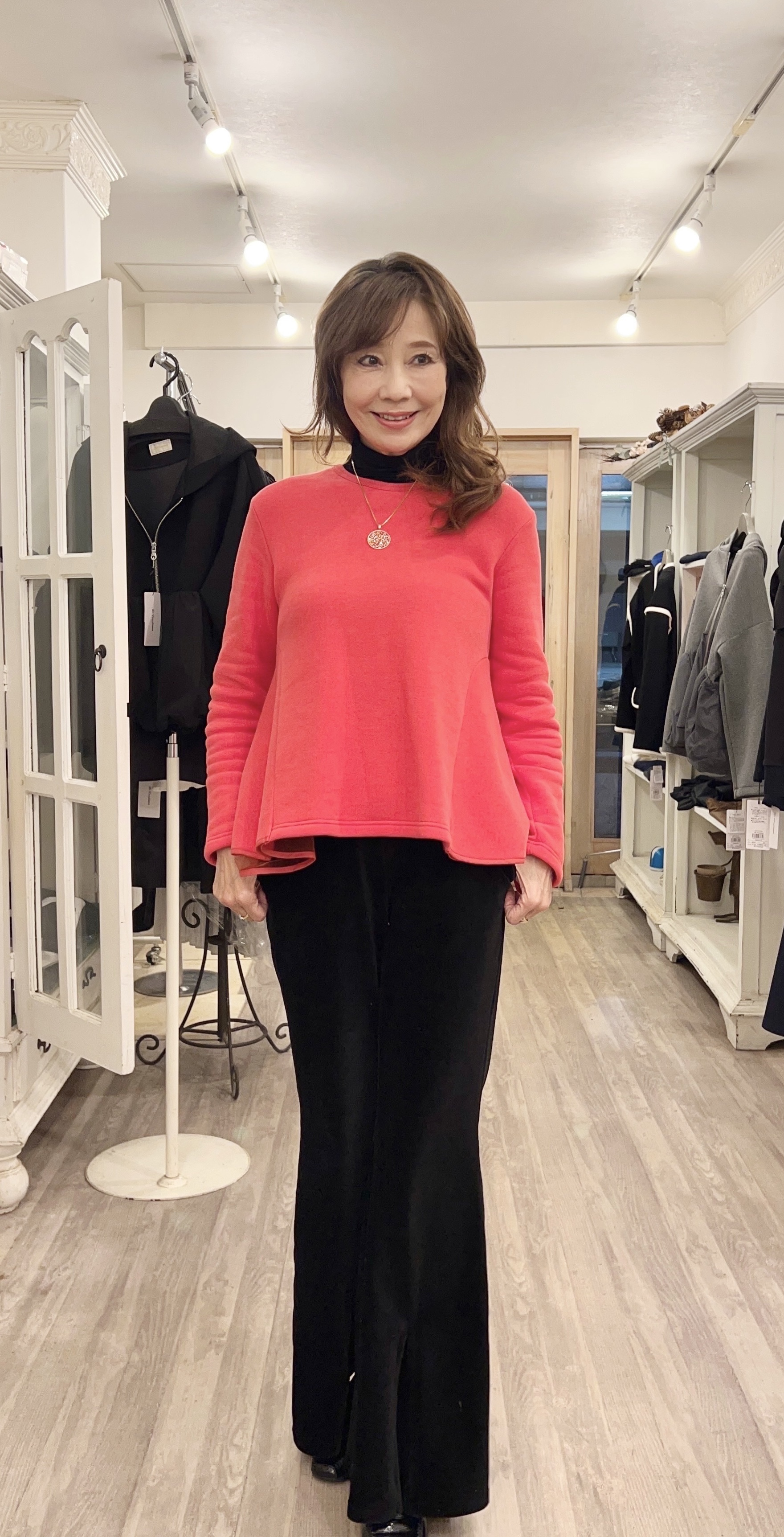 HIROMI THISTLEの新作トップス