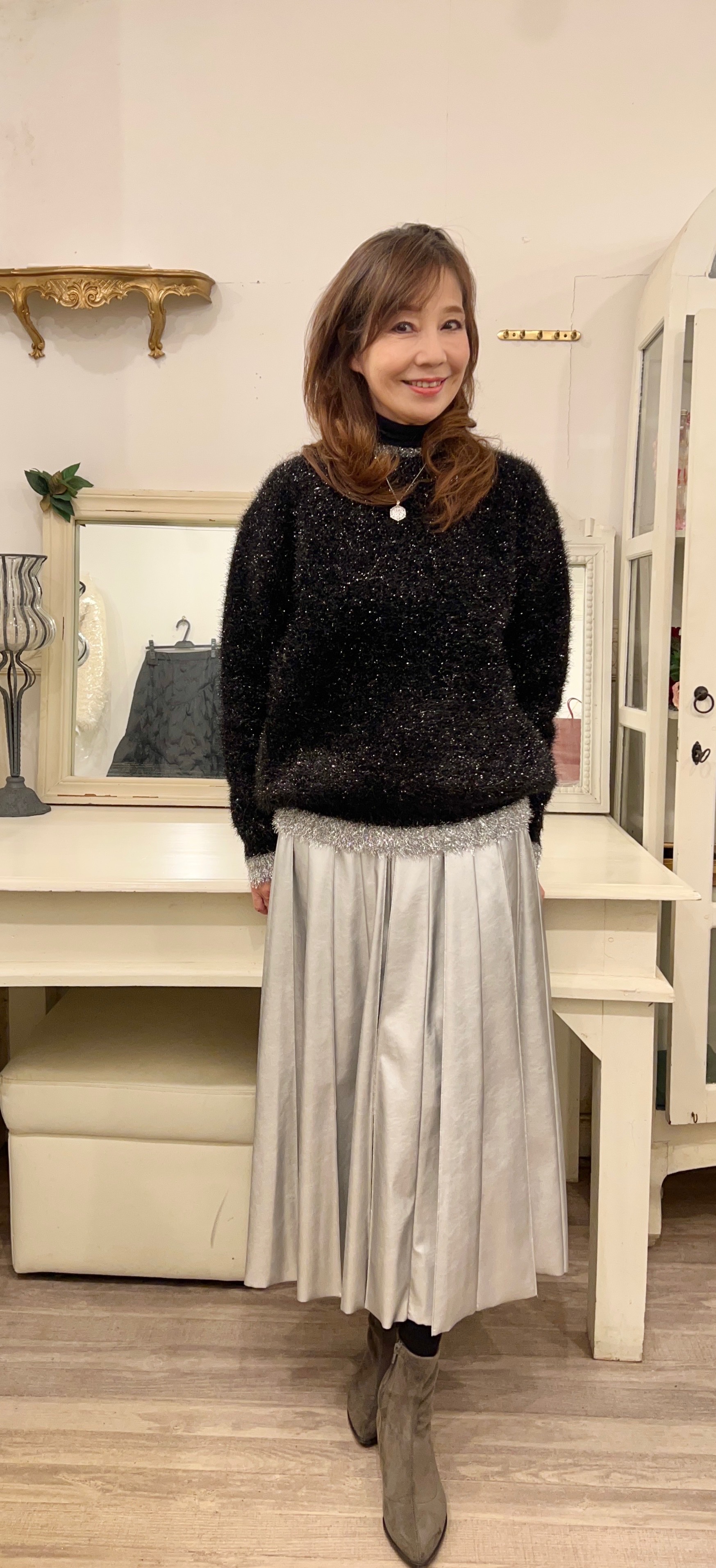 Adonisisのラメシャギーニット♡