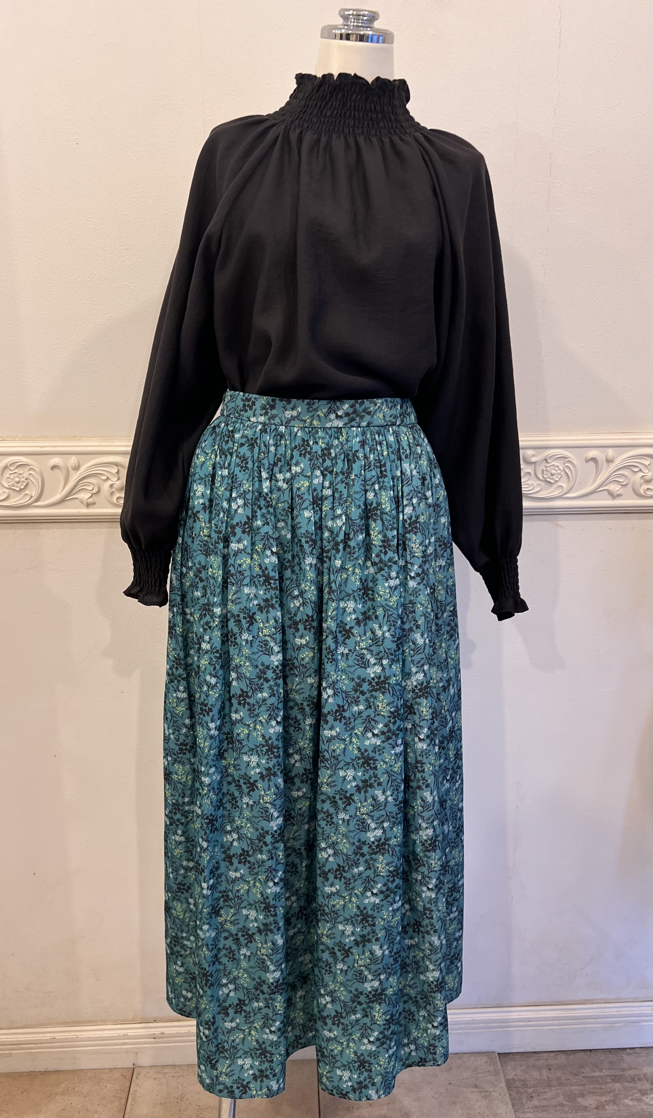 春らしいフラワープリントスカート♡