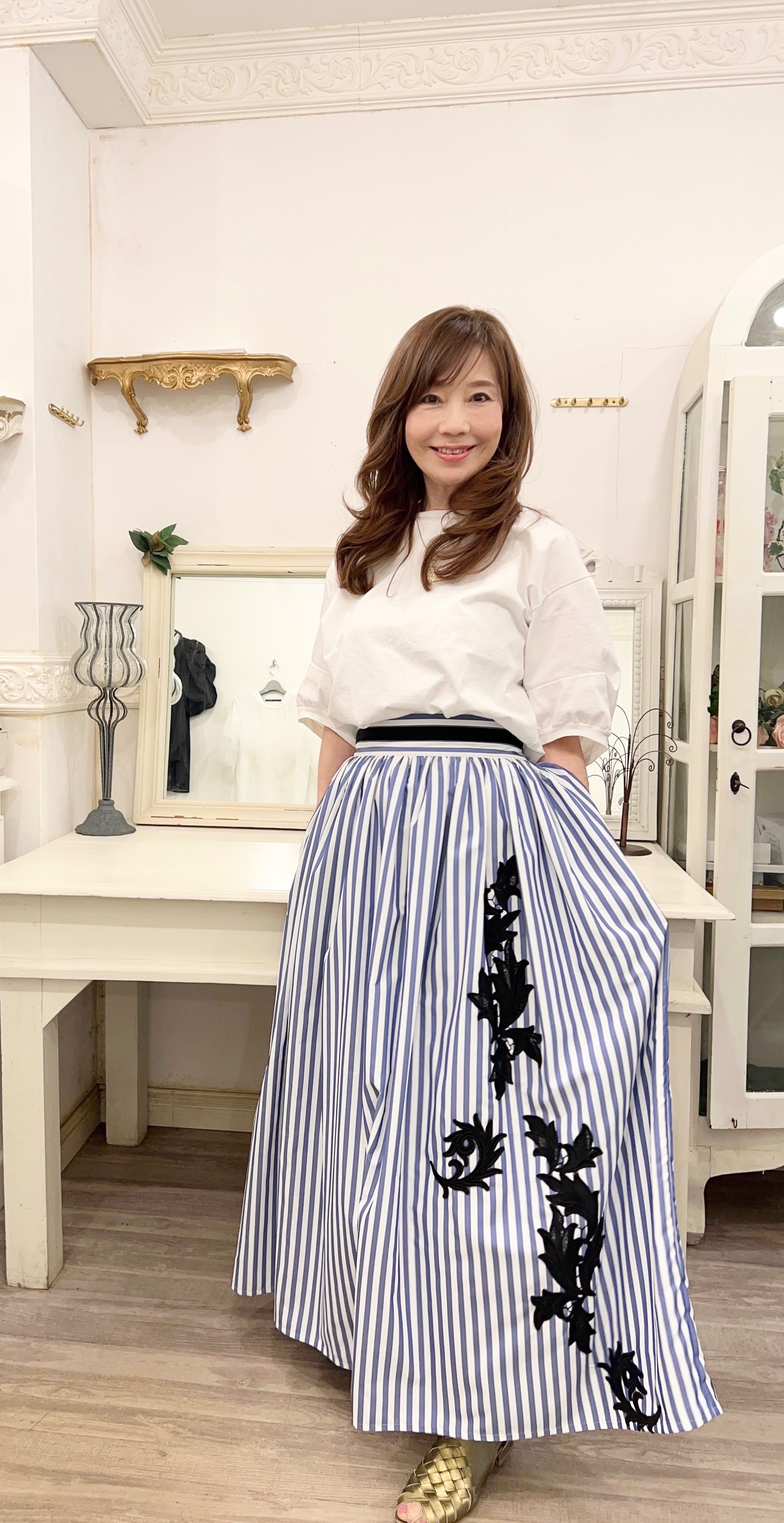 Adonisisのマキシ丈スカート