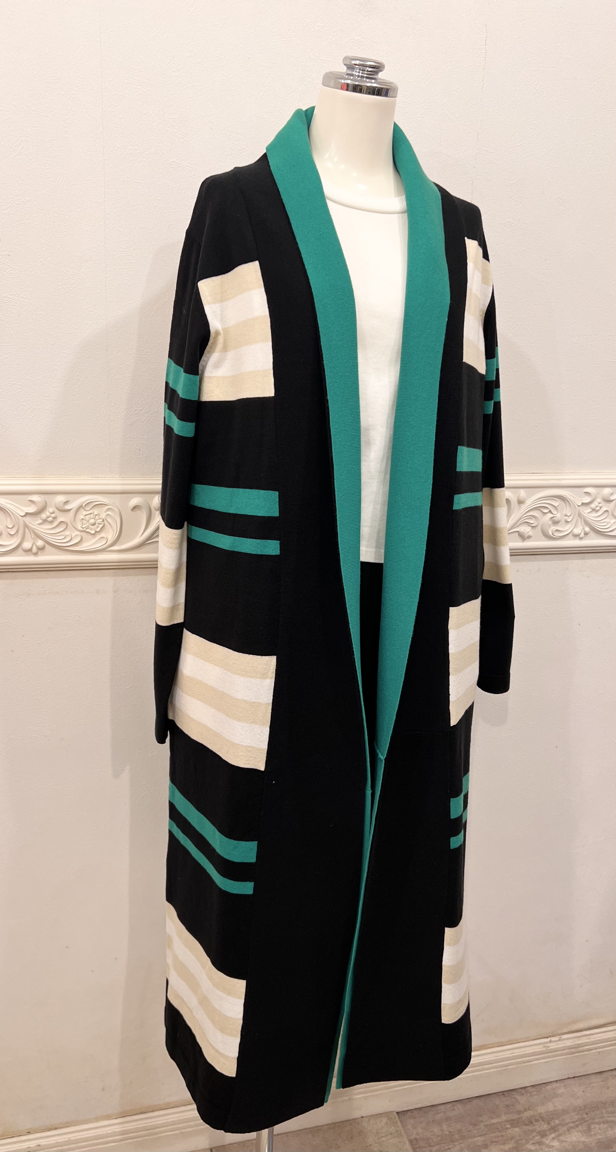 ドスディオサスのカラフルボーダーカーディガン♡