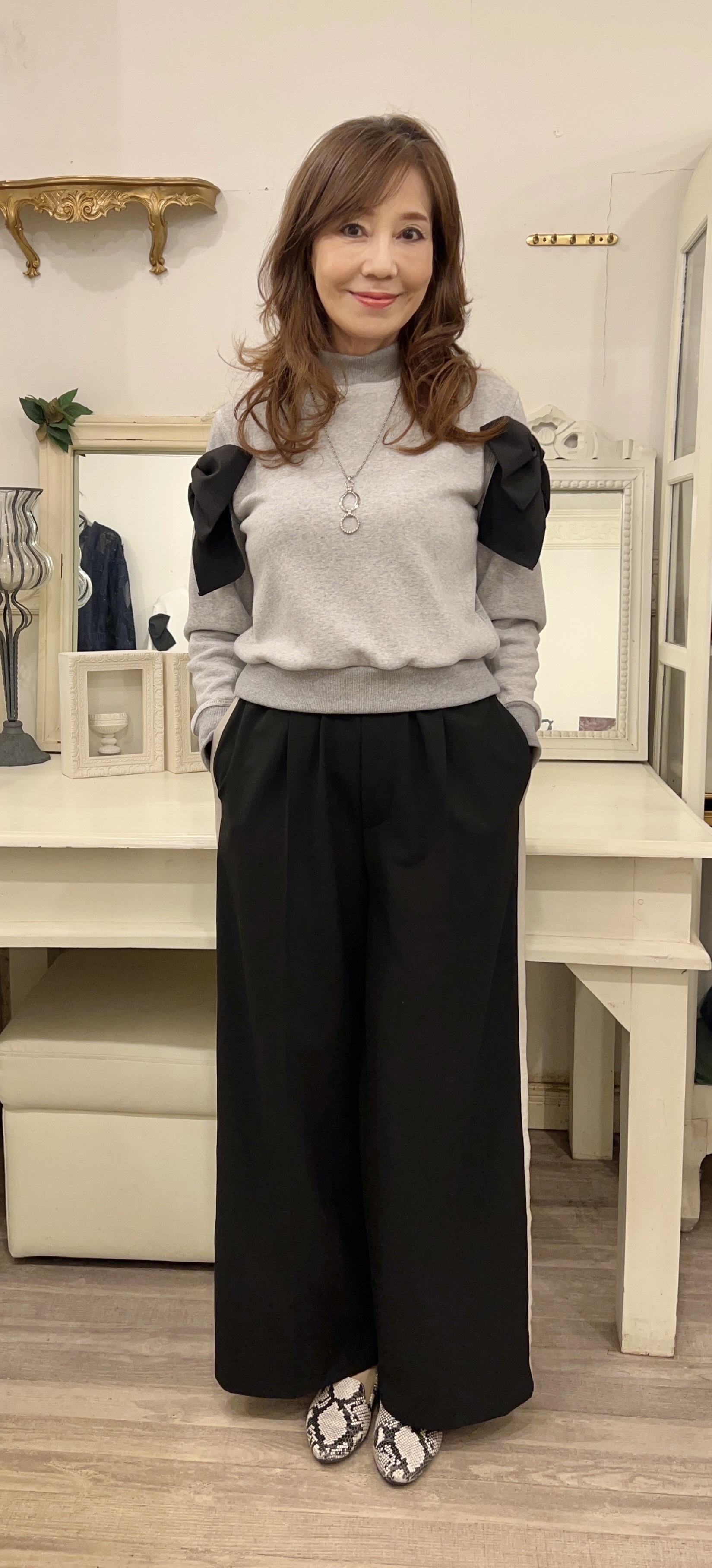 アドニシスの新作トップス♡
