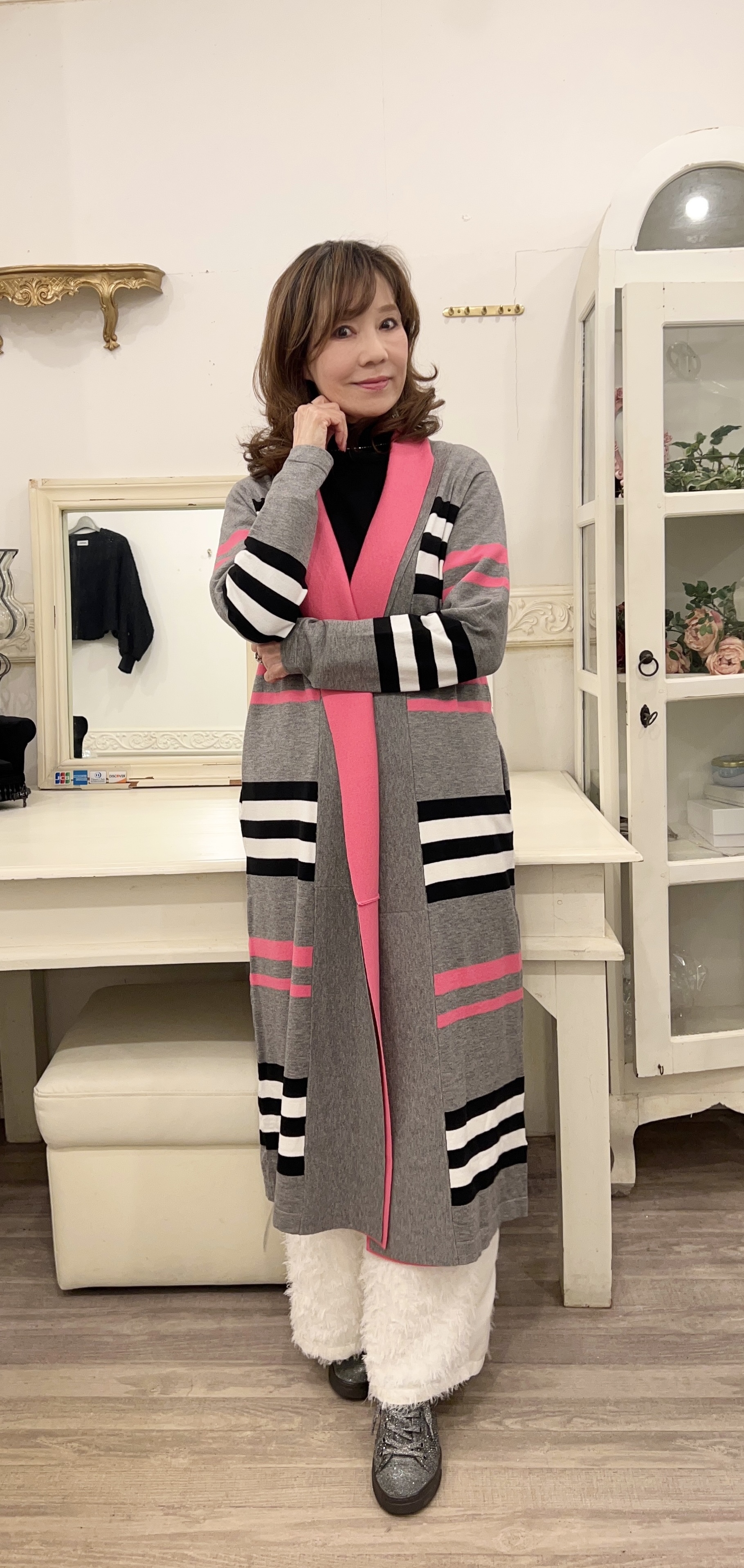 DOSDIOSASのカラフルボーダーカーディガン〜ピンクバージョン