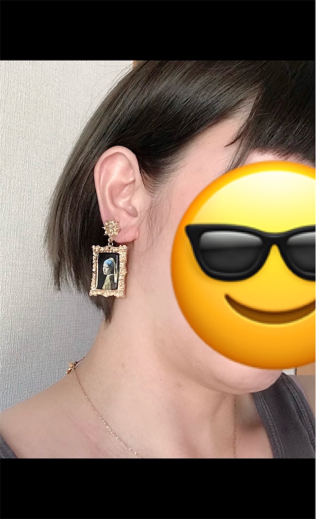 会話のきっかけに、名画アクセサリーがおすすめな理由