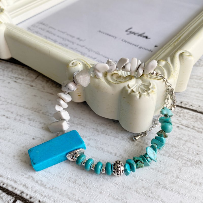 ターコイズW+ハウライトのブレスレット　JADEアクセサリー