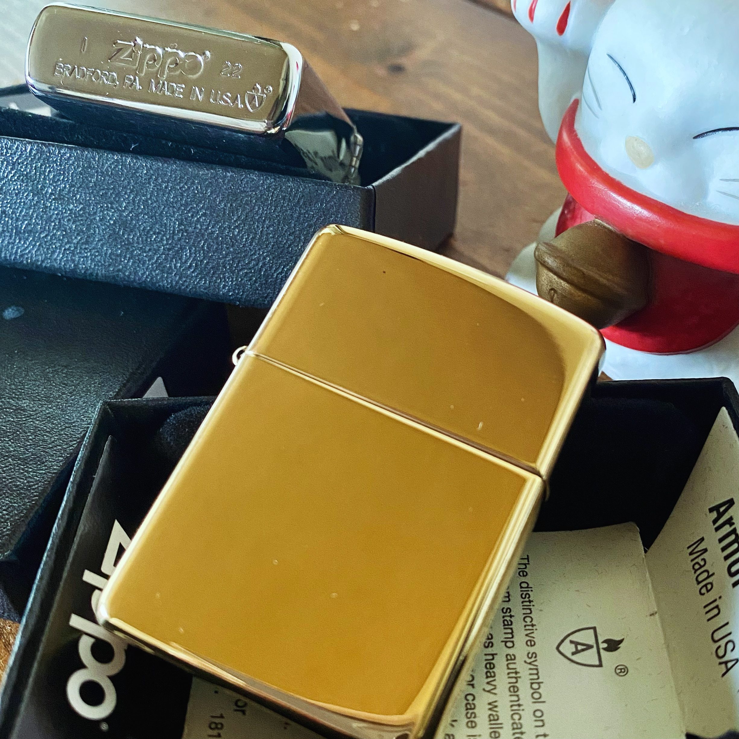 鎧を意味するARMOR ZIPPO