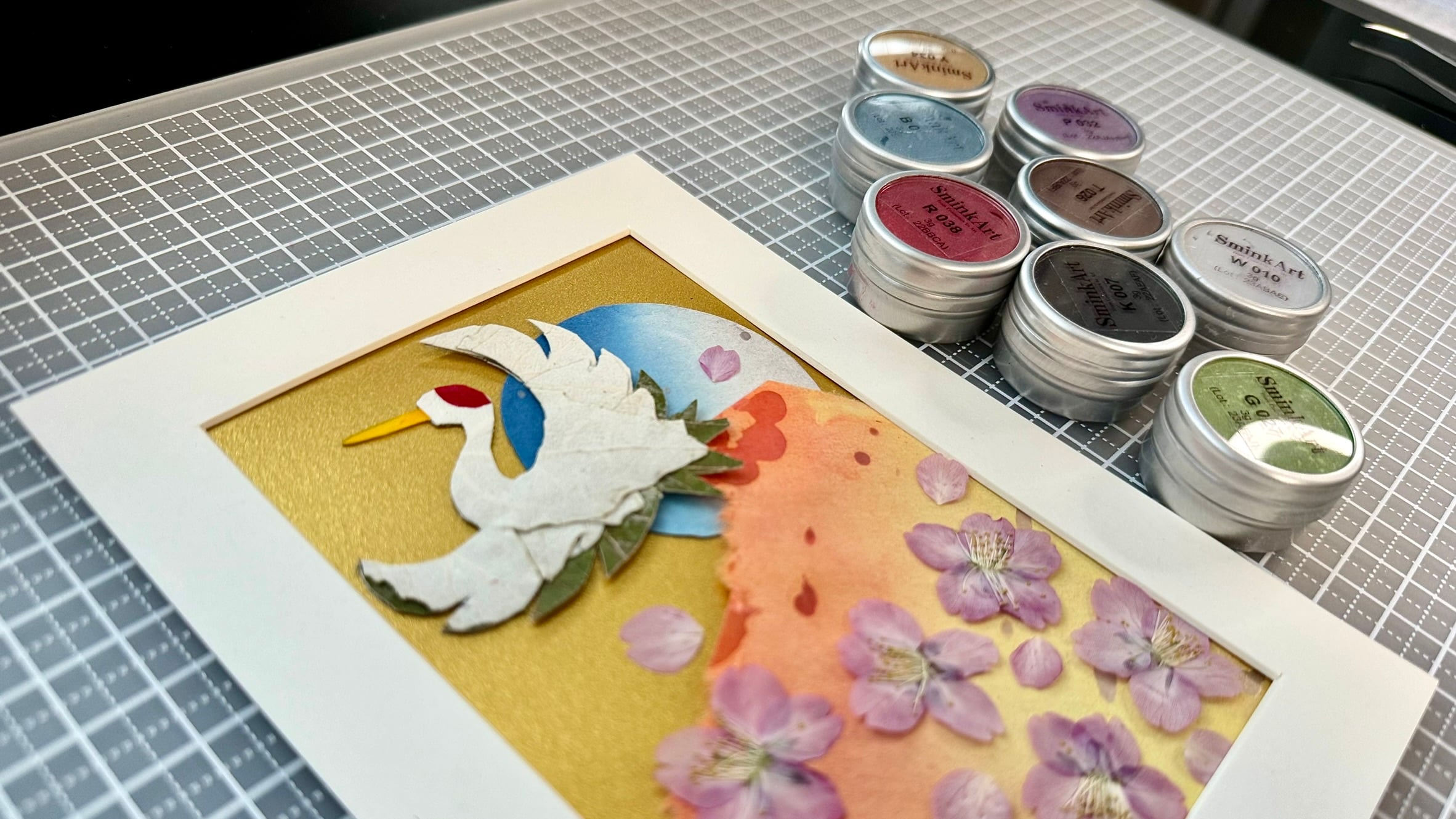 押し花アートによるアップサイクル／UPCYCLING WITH PRESSED FLOWER ART