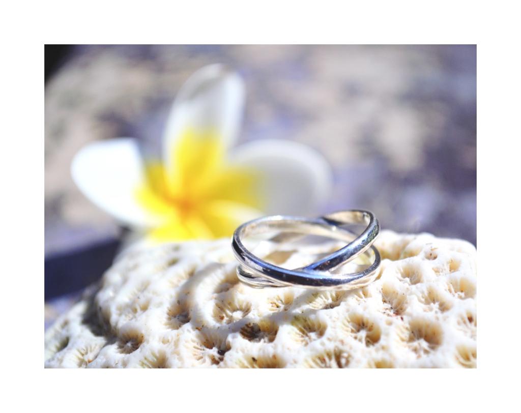 Double Cross Ring