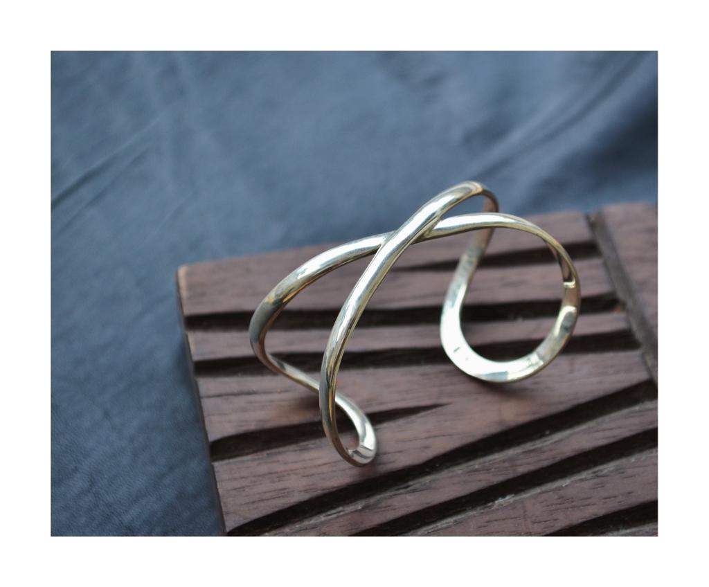 Cross Bangle (レディース)
