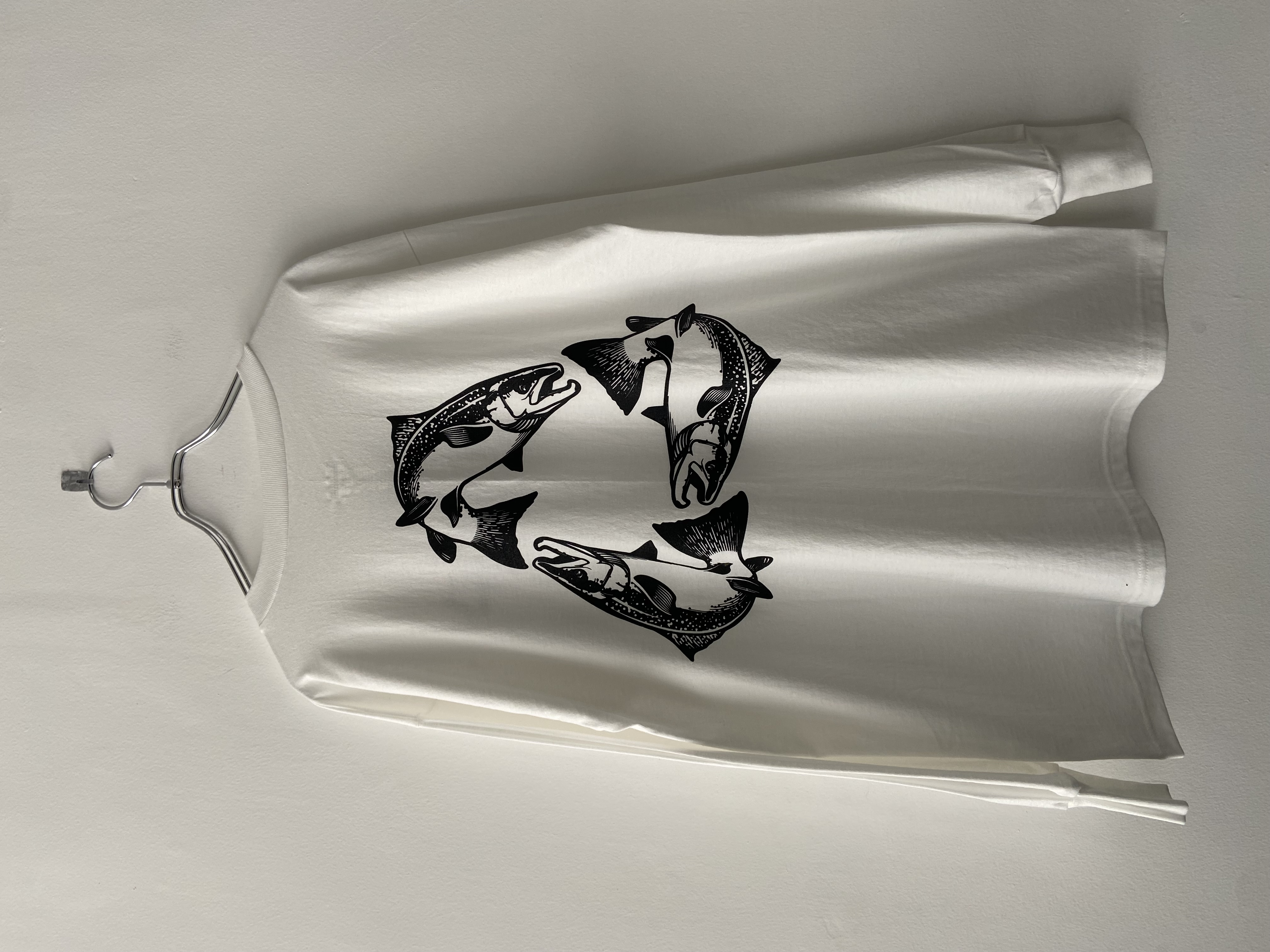 BOOTLAB / SALMONS TRIANGLE LS TEE - WHITE