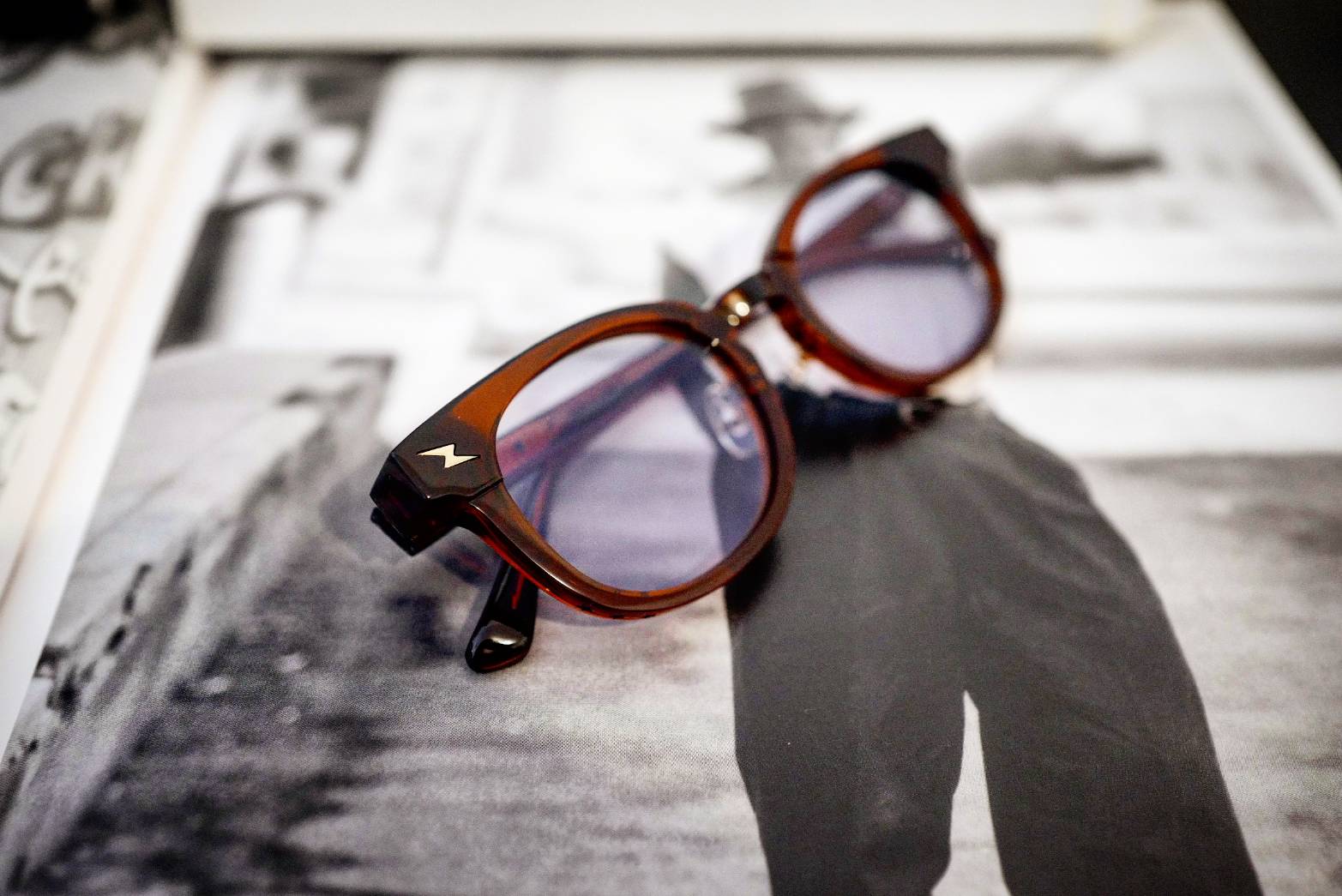 ⚡FrameBrown × Gold ⚡