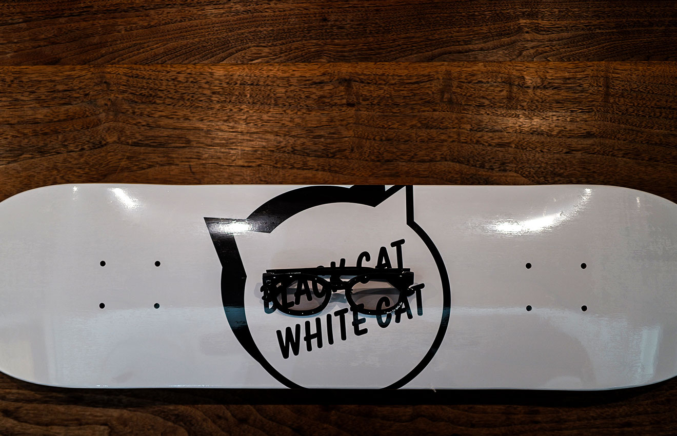 ᐞ BLACK CAT WHITE CAT MUSIC ᐞ