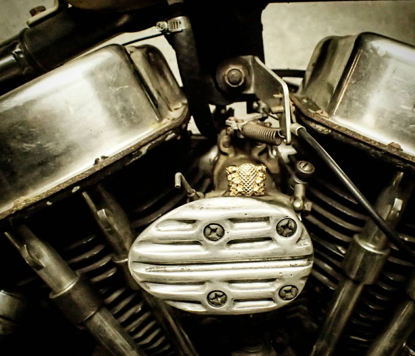HARLEY-DAVIDSON