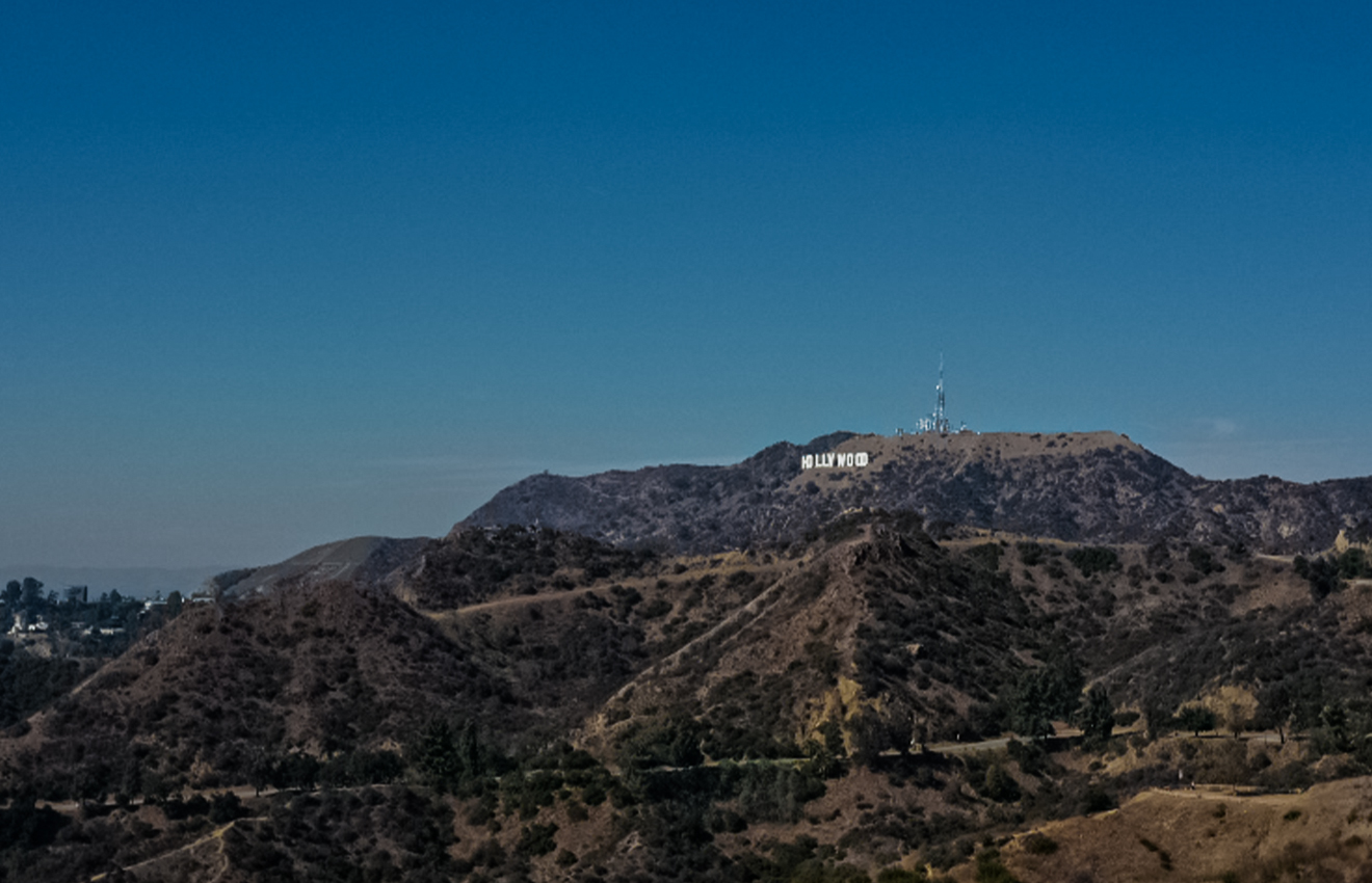 ☆ HOLLYWOOD ☆